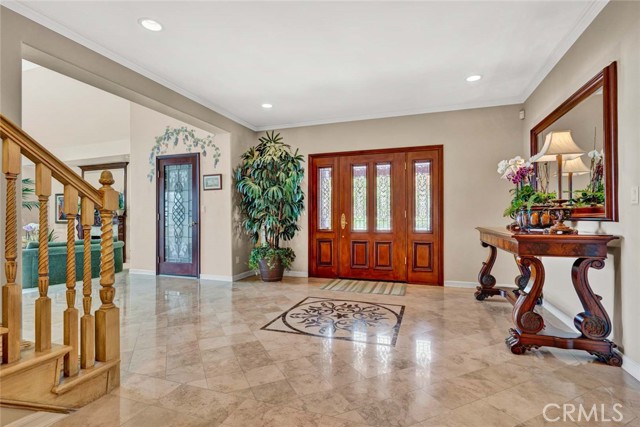 10302 Broadview Place, North Tustin CA: https://media.crmls.org/medias/37d95d72-d86f-4929-901b-9d821a63def4.jpg