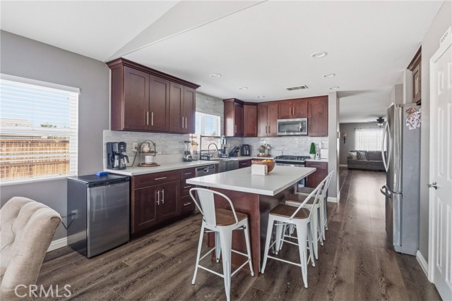 Detail Gallery Image 11 of 39 For 10943 Hillsborough, Adelanto,  CA 92301 - 4 Beds | 2 Baths