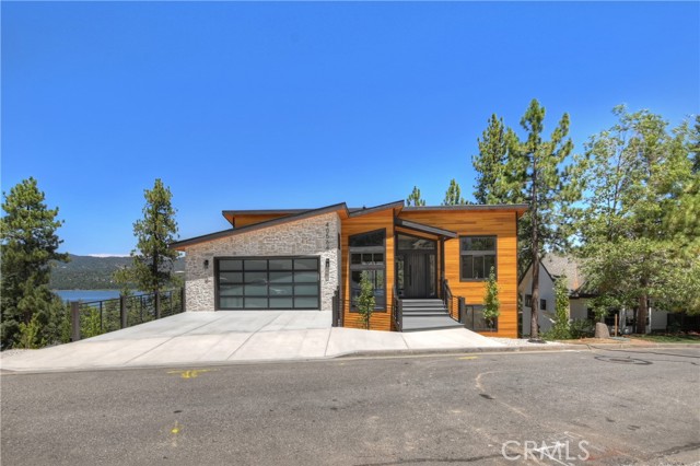 40564 Ironwood Road, Big Bear Lake CA: https://media.crmls.org/medias/37da5fe7-5684-475f-89db-de8c5eb8e9b1.jpg