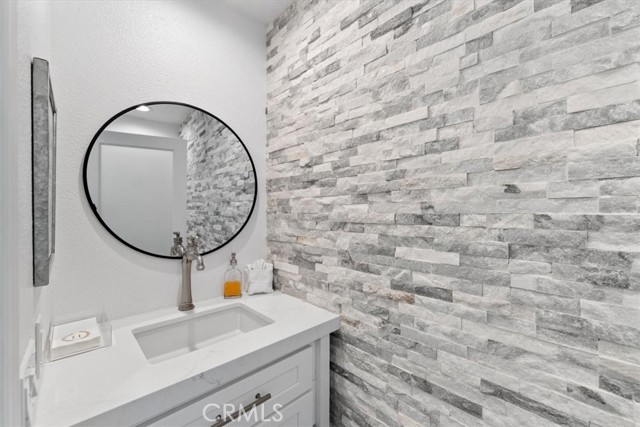 Detail Gallery Image 15 of 33 For 126 Old Ranch Rd, Palm Desert,  CA 92211 - 2 Beds | 2/1 Baths