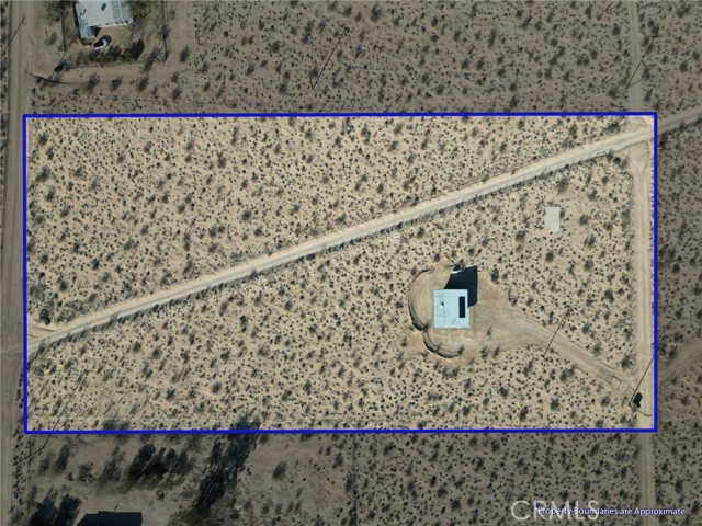 Detail Gallery Image 3 of 7 For 4520 Lookout, Landers,  CA 92285 - 1 Beds | 1 Baths