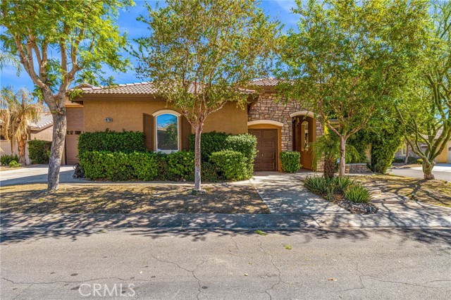 Detail Gallery Image 1 of 43 For 49790 Newman, Indio,  CA 92201 - 2 Beds | 4/1 Baths