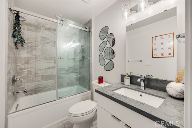 Detail Gallery Image 34 of 61 For 518 E Windsor #305,  Glendale,  CA 91205 - 2 Beds | 2 Baths