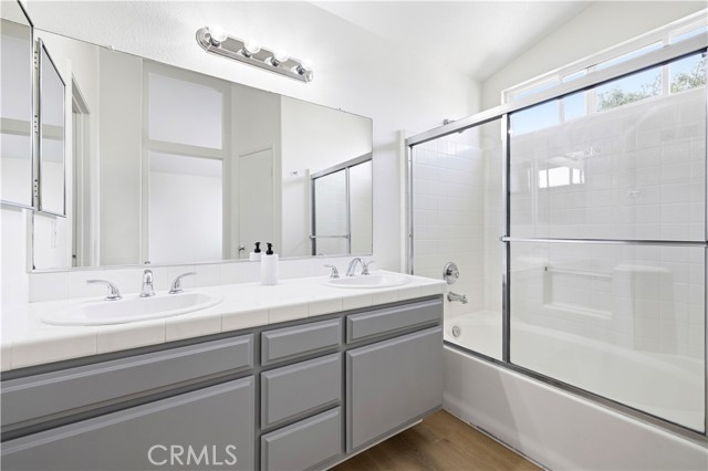 Detail Gallery Image 32 of 60 For 5319 Essex, Palmdale,  CA 93552 - 4 Beds | 3 Baths