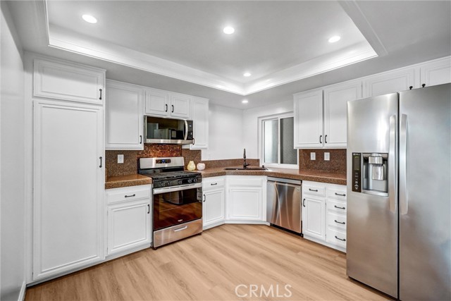 Detail Gallery Image 8 of 31 For 2032 E Bermuda #204,  Long Beach,  CA 90814 - 2 Beds | 2 Baths