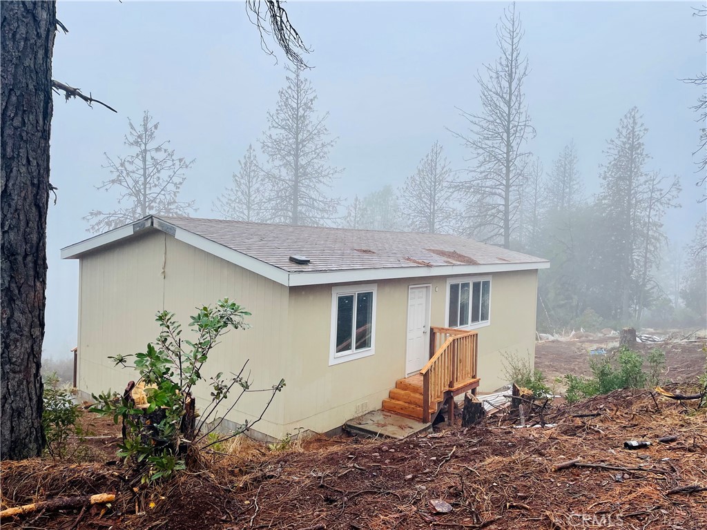 16864 Hofacker Ln, Lower Lake, CA 95457