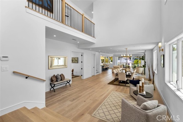 3002 Laurel Avenue, Manhattan Beach, California 90266, 5 Bedrooms Bedrooms, ,5 BathroomsBathrooms,Residential,Sold,Laurel,SB22092750