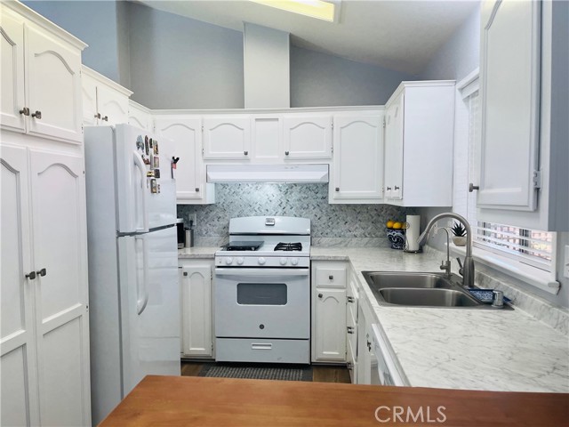 Detail Gallery Image 10 of 17 For 4750 S Blosser Rd #322,  Santa Maria,  CA 93455 - 2 Beds | 2 Baths