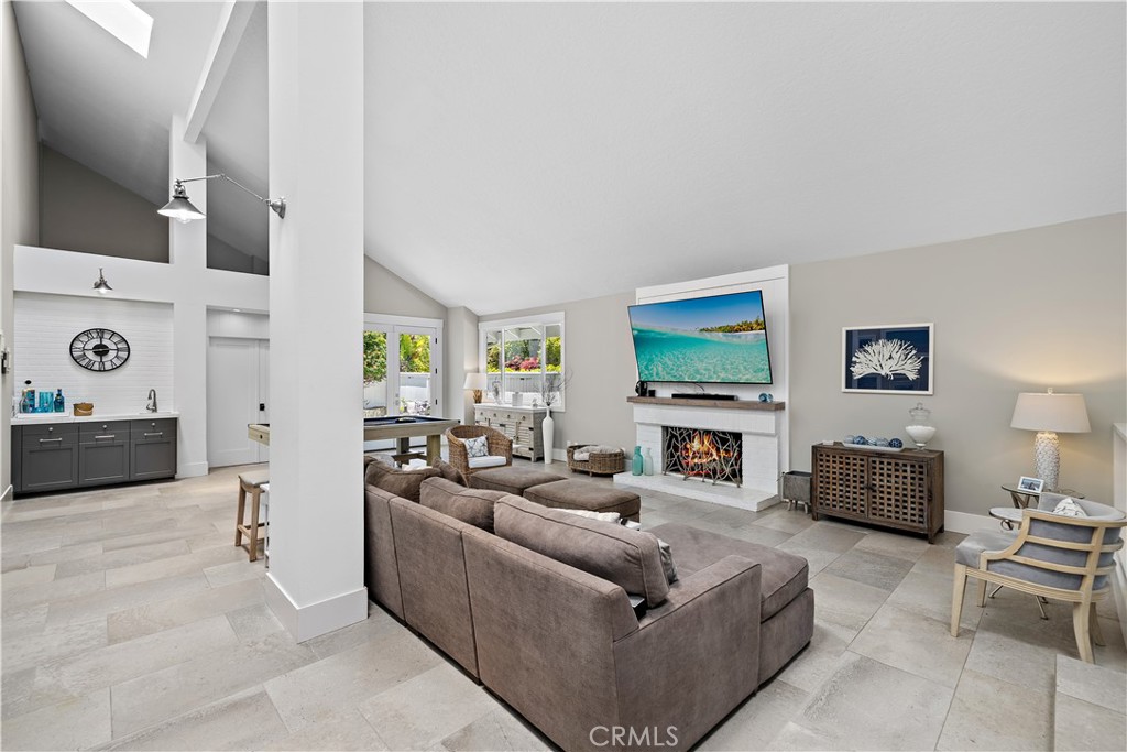 MLS #OC25155566 img 14