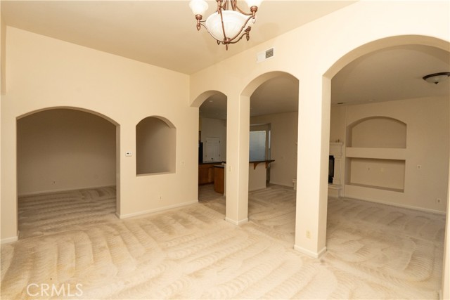 Detail Gallery Image 9 of 68 For 8185 Lakeshore Dr, Chowchilla,  CA 93610 - 5 Beds | 4 Baths