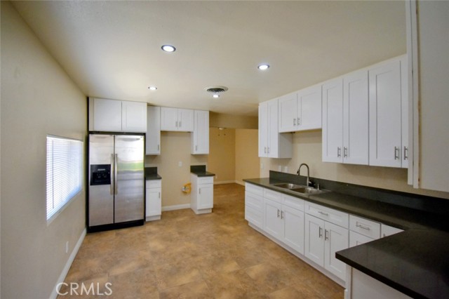 Detail Gallery Image 4 of 26 For 507 W Nevada St, Blythe,  CA 92225 - 4 Beds | 2 Baths