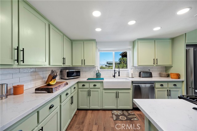 Detail Gallery Image 15 of 48 For 7215 Kourie Way, Oak Hills,  CA 92344 - 2 Beds | 2 Baths