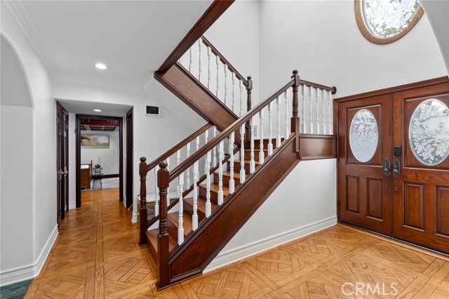 16842 Harkness Circle, Huntington Beach CA: https://media.crmls.org/medias/37e203de-7aa5-420a-877a-fd7faa8d6841.jpg