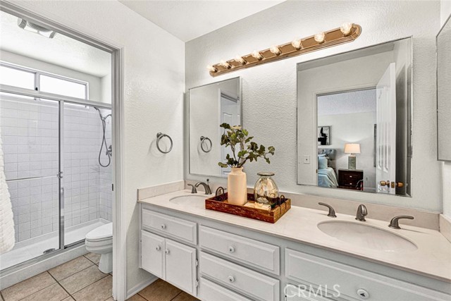 3401 Mountainside Circle, Corona CA: https://media.crmls.org/medias/37e24725-a4c0-40b2-b23e-582d776259d9.jpg