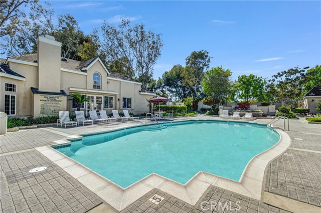 2300 Maple Ave, Torrance CA: https://media.crmls.org/medias/37e2c86a-171e-42b6-b0ee-462cfbed616c.jpg