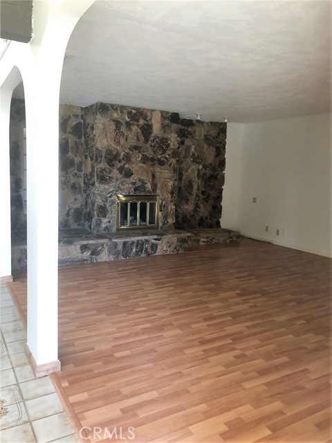 Detail Gallery Image 3 of 16 For 14524 Lighthouse Ln, Helendale,  CA 92342 - 2 Beds | 2 Baths