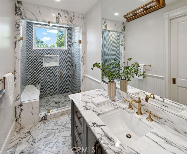 16630 Oldham Place, Encino CA: https://media.crmls.org/medias/37e399f0-2d9c-401d-9707-7fd2ecf72261.jpg