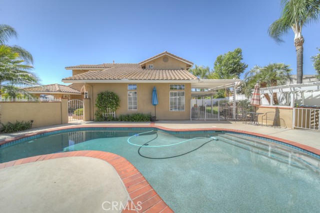 Image 49 of 75 For 25220 Corte Sur