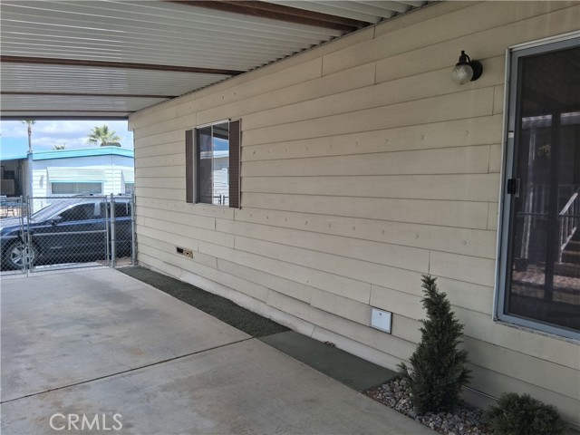 Detail Gallery Image 3 of 18 For 15252 Seneca Rd #1,  Victorville,  CA 92392 - 2 Beds | 2 Baths