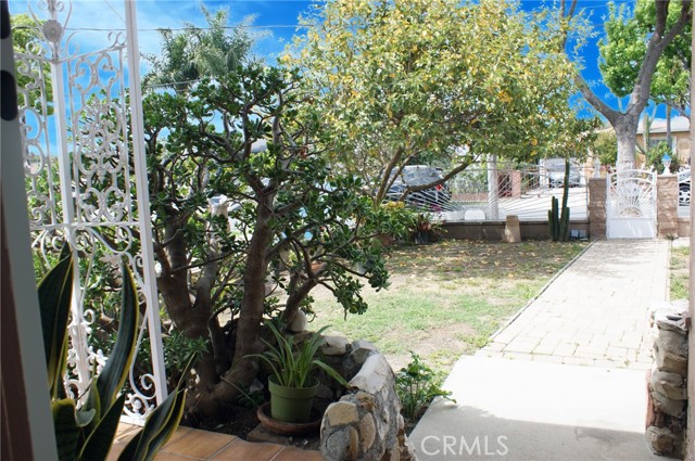 Detail Gallery Image 6 of 36 For 3724 W 105th St, Inglewood,  CA 90303 - 2 Beds | 2 Baths
