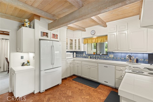 Detail Gallery Image 14 of 54 For 3544 Bay Ave, Chico,  CA 95973 - 3 Beds | 3/1 Baths