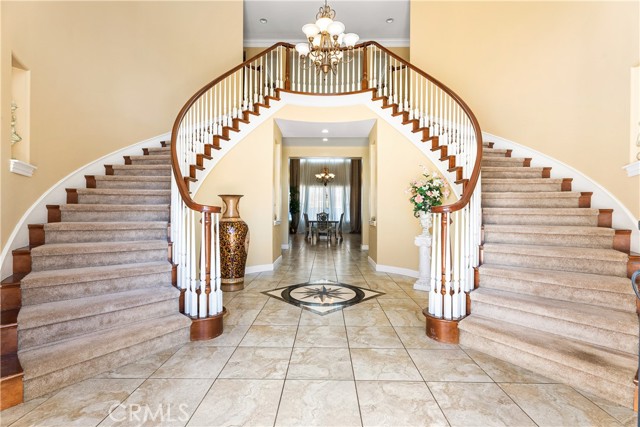 Detail Gallery Image 7 of 25 For 22763 Hialeah Way, Chatsworth,  CA 91311 - 6 Beds | 7/1 Baths
