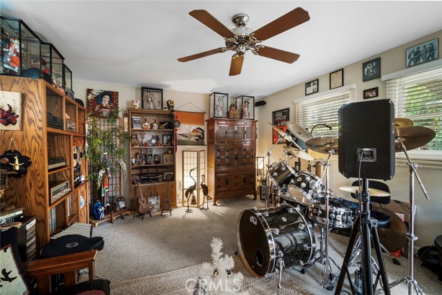 132 N Jewell Place, Orange CA: https://media.crmls.org/medias/37e562fa-1e20-4060-8c32-16d64433dd65.jpg