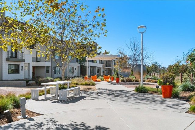 Detail Gallery Image 38 of 42 For 292 Novel, Irvine,  CA 92618 - 2 Beds | 2/1 Baths