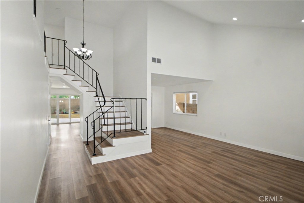 MLS #OC25258618 image #21