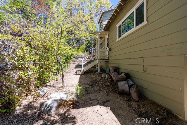 Detail Gallery Image 32 of 35 For 362 Heliotrope Dr, Lake Arrowhead,  CA 92352 - 4 Beds | 2 Baths