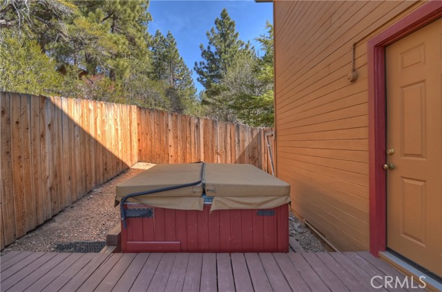 43850 Yosemite Drive, Big Bear Lake, CA 92315