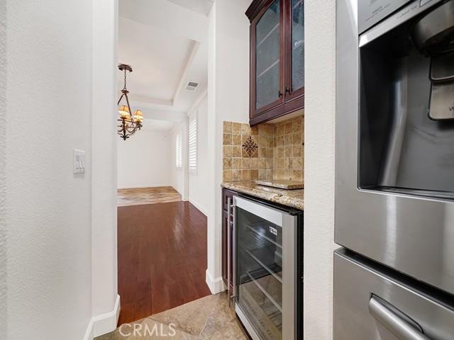 Detail Gallery Image 13 of 62 For 9306 Lily Ave, Fountain Valley,  CA 92708 - 5 Beds | 3/1 Baths