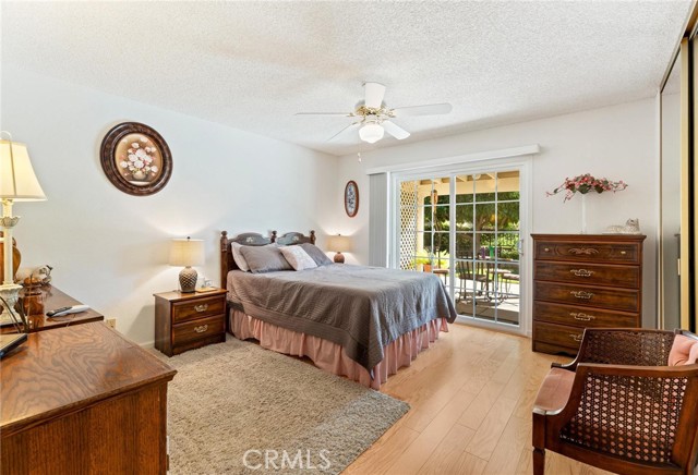 Detail Gallery Image 12 of 39 For 2059 Silver Oaks Way, Hemet,  CA 92545 - 2 Beds | 2 Baths