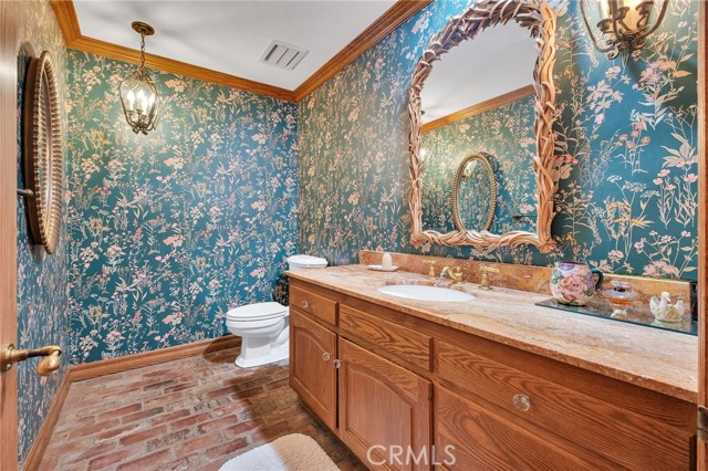 A large guest bath off the entry