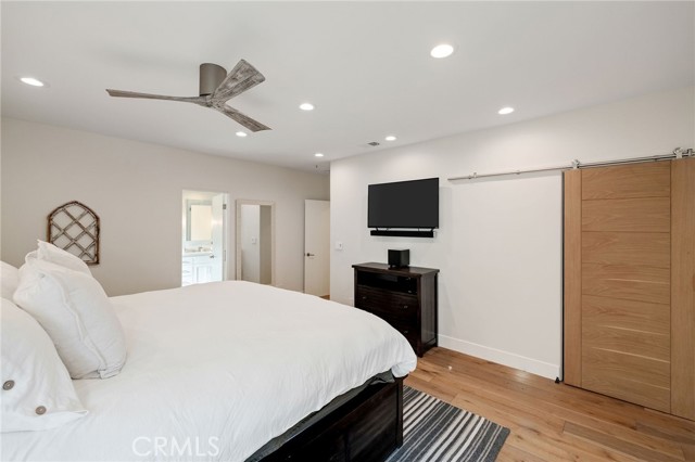 Detail Gallery Image 23 of 38 For 647 2nd, Hermosa Beach,  CA 90254 - 3 Beds | 2/1 Baths