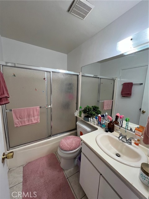 Detail Gallery Image 38 of 46 For 6551 Wystone Ave #2,  Reseda,  CA 91335 - 3 Beds | 2 Baths