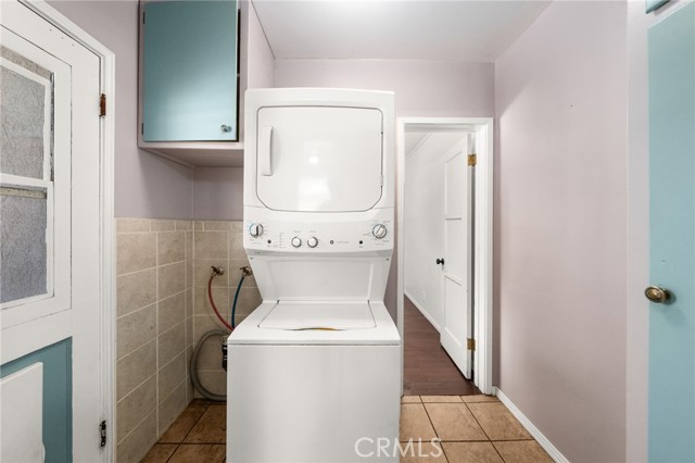 10917 Montecito Drive, El Monte CA: https://media.crmls.org/medias/37ec46cc-774f-4f35-ab90-9af44bc456c9.jpg
