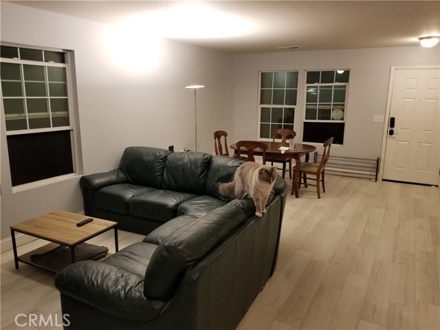 Detail Gallery Image 8 of 39 For 3758 Larkspur, Merced,  CA 95348 - 5 Beds | 3/1 Baths