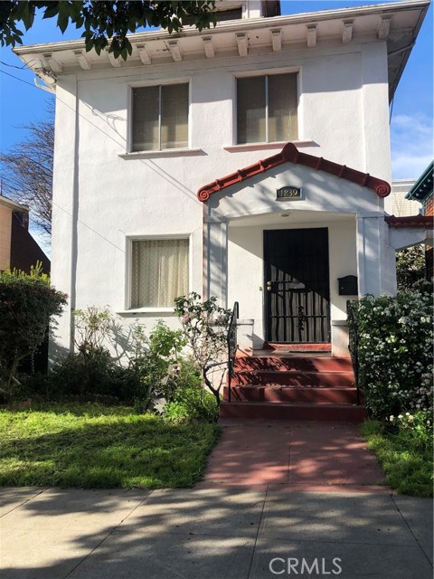 1839 9th Avenue
