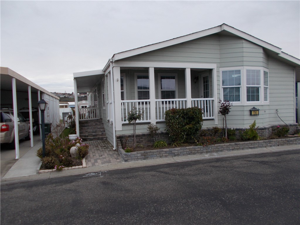 Detail Gallery Image 2 of 19 For 140 S Dolliver St #114,  Pismo Beach,  CA 93449 - 3 Beds | 2 Baths
