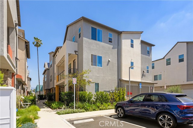 Detail Gallery Image 34 of 41 For 259 Pin Ln, Covina,  CA 91722 - 3 Beds | 3 Baths