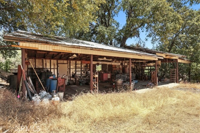 46467 Bissett Station Road, Oakhurst CA: https://media.crmls.org/medias/37ef20bd-00a2-4b8d-ab5b-a284043f47fe.jpg