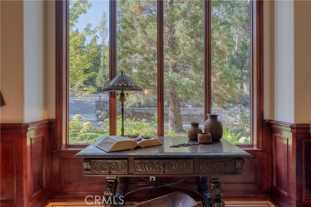 27465 Meadow Bay Drive, Lake Arrowhead, CA 92352
