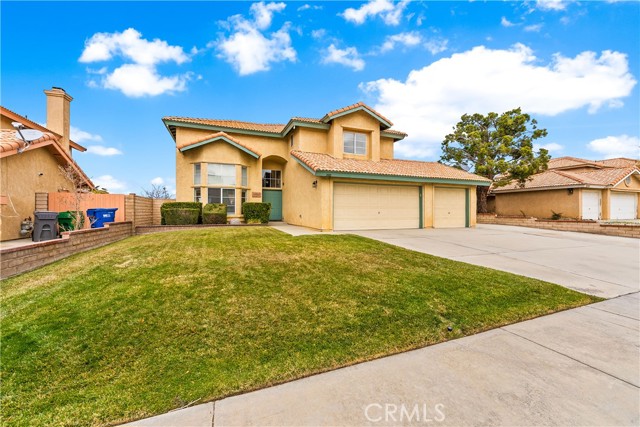 Detail Gallery Image 1 of 38 For 3063 Coyote Rd, Palmdale,  CA 93550 - 4 Beds | 3 Baths