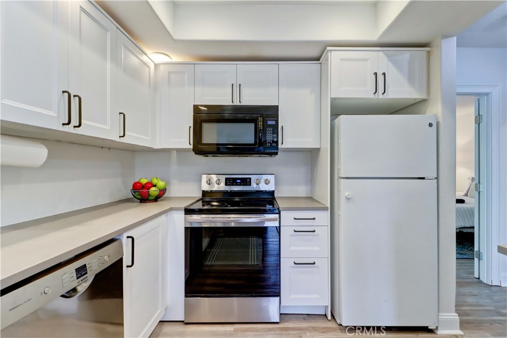 4570 Cove Dr - photo 11