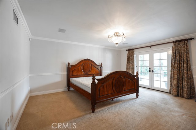 Detail Gallery Image 8 of 16 For 12281 Woodley Ave, Granada Hills,  CA 91344 - 3 Beds | 2 Baths