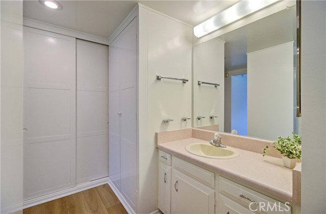 Detail Gallery Image 26 of 32 For 389 Avenida Castilla #Q,  Laguna Woods,  CA 92637 - 2 Beds | 2 Baths