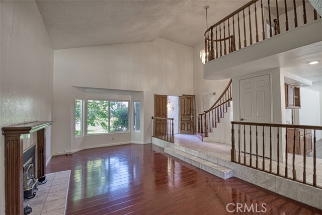 18164 Arminta Street photo 7