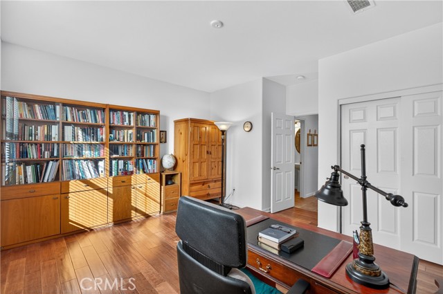 Image 19 of 46 For 26812 Peppertree Drive