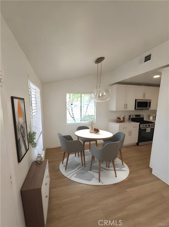 2 Bed Home for Sale in Newhall, California